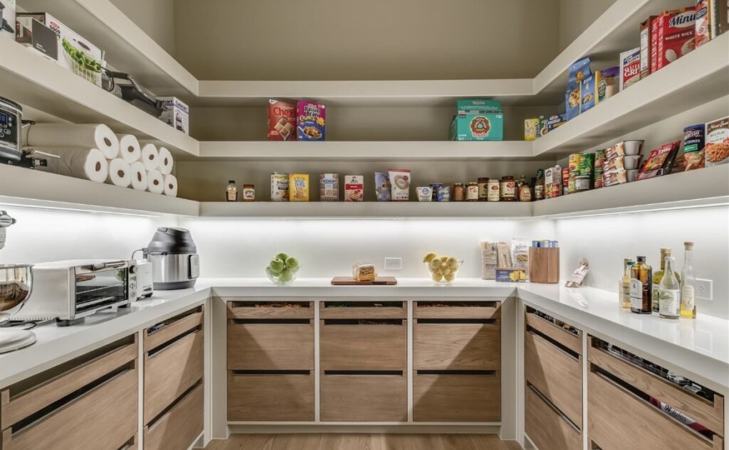 5531-Walnut-Hill-Lane