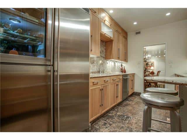 Athena-unit-1416-Kitchen-1