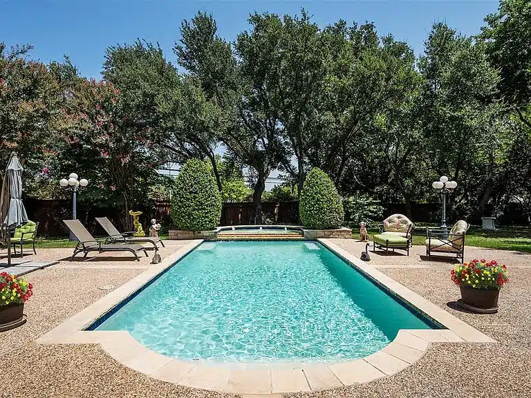 CD004A06-6463-46B2-96C2-39D967823937