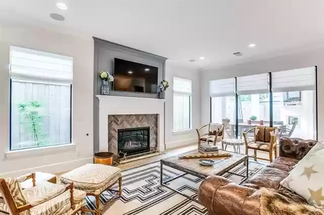 811A0D16-6276-4902-9137-19A0724EFAD7