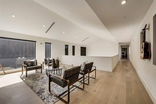 F96F4273-85C0-41F4-AAD6-167072EEB398