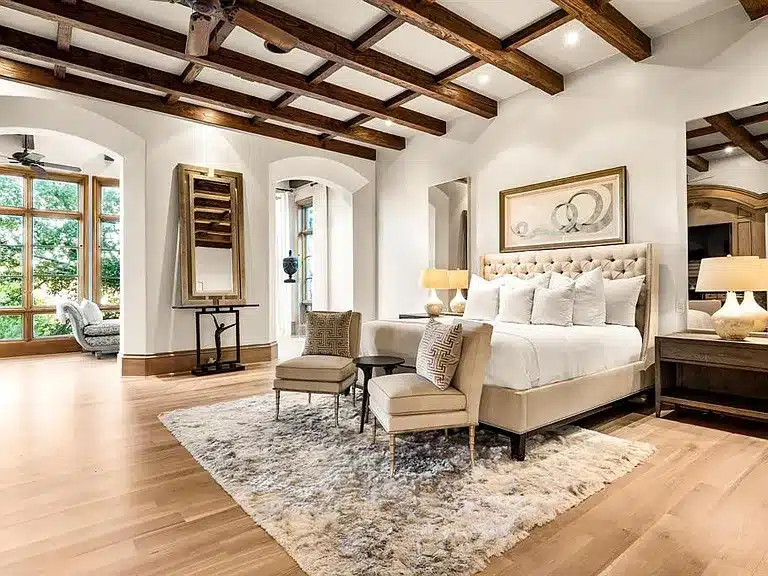 CD004A06-6463-46B2-96C2-39D967823937