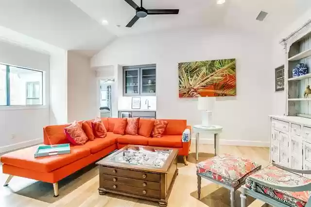 811A0D16-6276-4902-9137-19A0724EFAD7