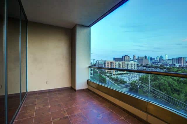 Balcony-7E