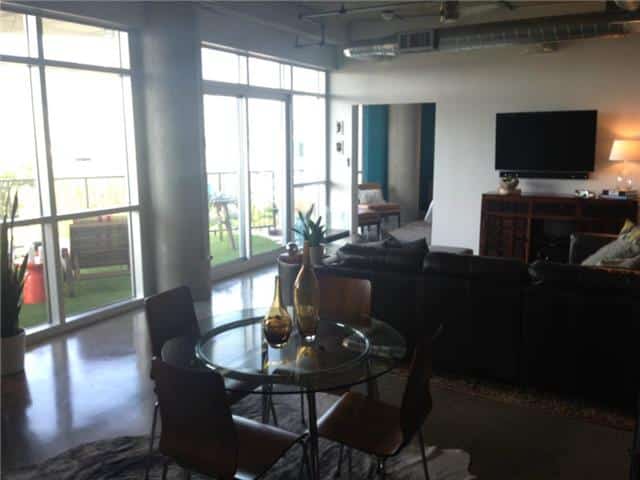 Beat-Condo-507-Living-Windows