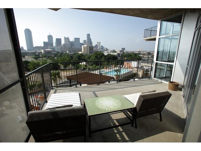 Beat-Unit-505-Balcony