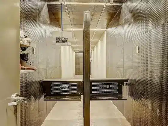 Bob-Jones-Rd-Certified-Sweet-1024x771