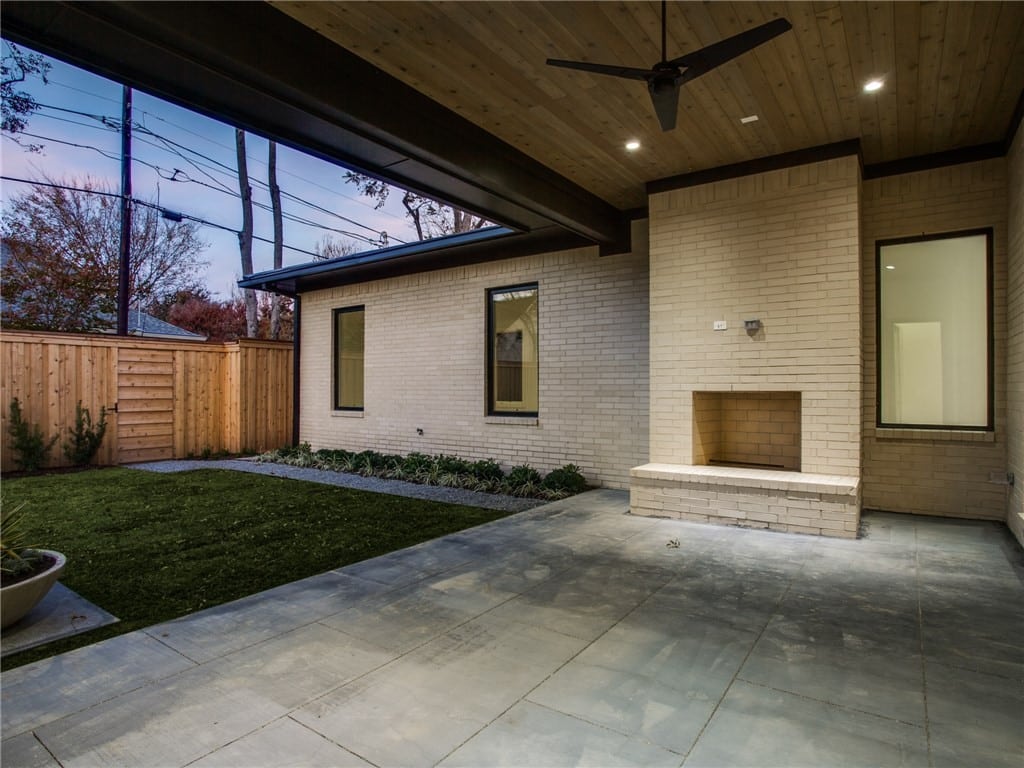 Bryn-Mawr-patio-1024x768