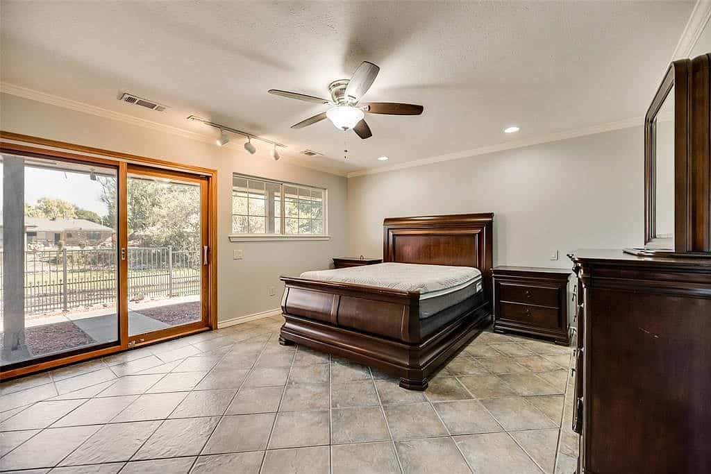 B482B007-A32D-46B6-B843-07076C20B173