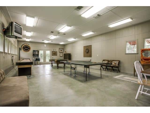 Canton-Hen-House-game-room