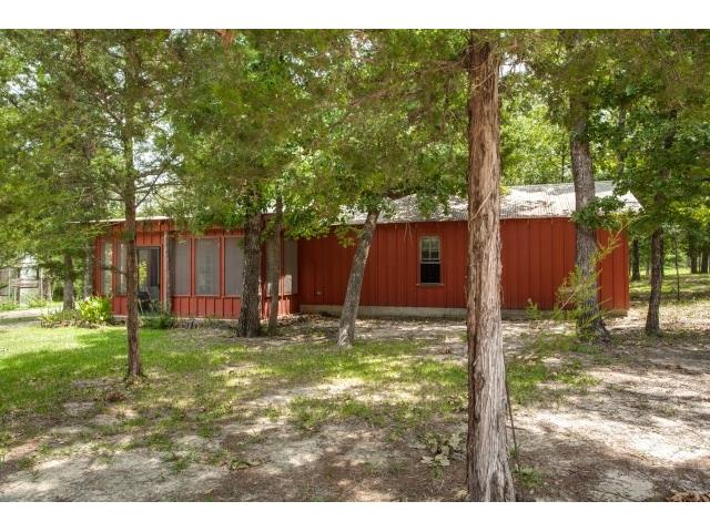 Canton-Hen-House-rear