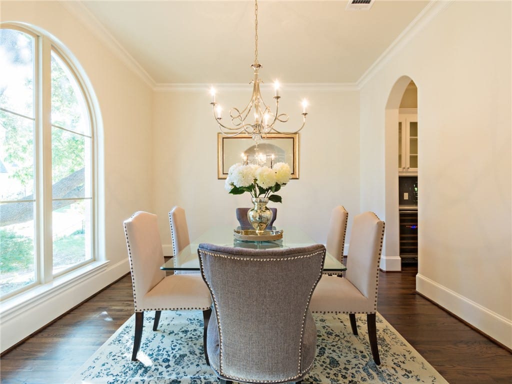 Casa-Loma-dr-1024x768