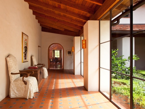 Casa-Santuraio-loggia