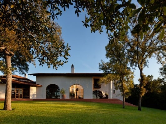 Casa-Santurario-ext-rear-533x400