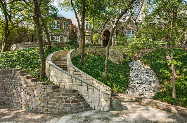 Circle-in-the-Woods1-1