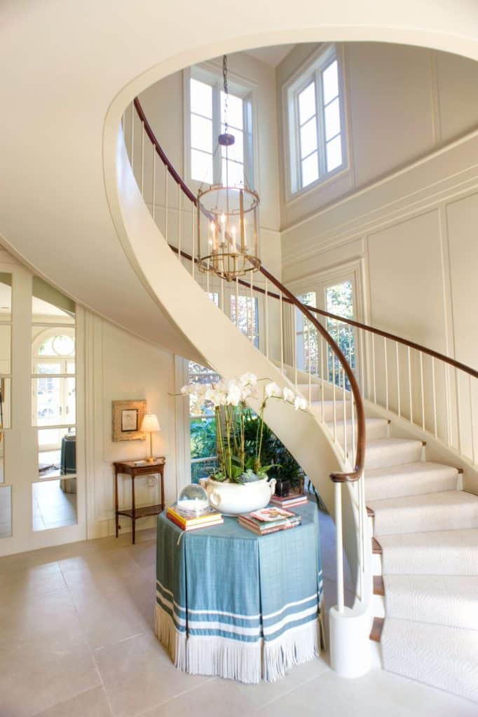 Contemporary-Classicism-2-682x1024