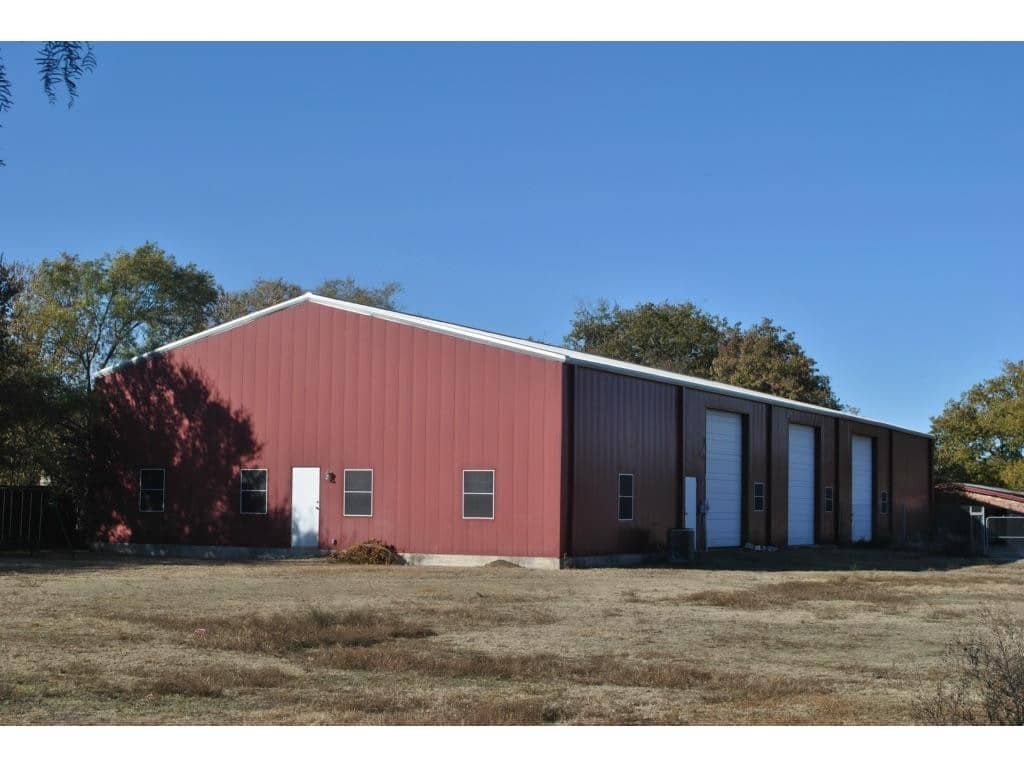 Couch-barn-1024x768