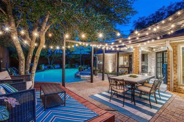 D6C508E3-5485-4BB1-93DA-FB18C8BCB51C