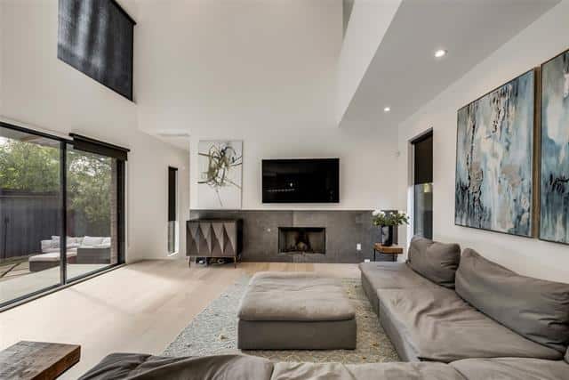 F96F4273-85C0-41F4-AAD6-167072EEB398