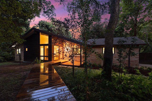 CA0C998D-7938-4AE6-A034-0617D3A377D0