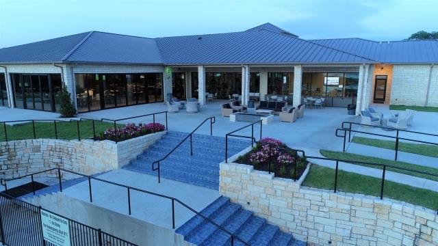 Heath-Golf-and-Yacht-Club-entrance-1-1024x508