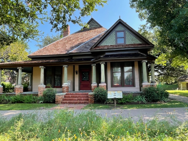 Dallas-Heritage-Village-Millermore-House-overview
