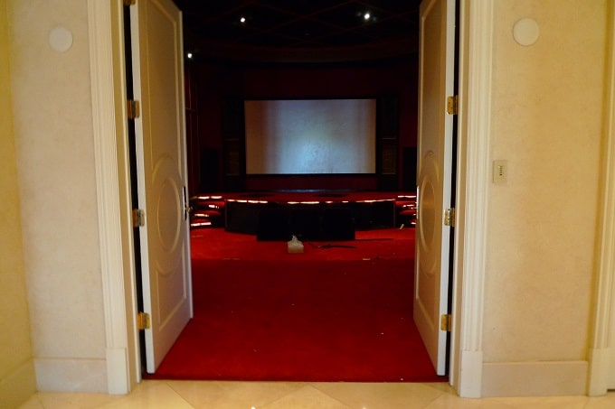 Deion-Sanders-13.jpgtheater