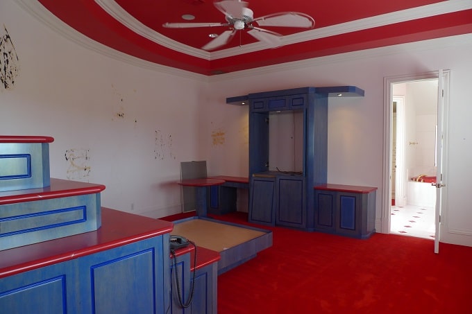 Deion-Sanders-40.jpgRangers-child-room