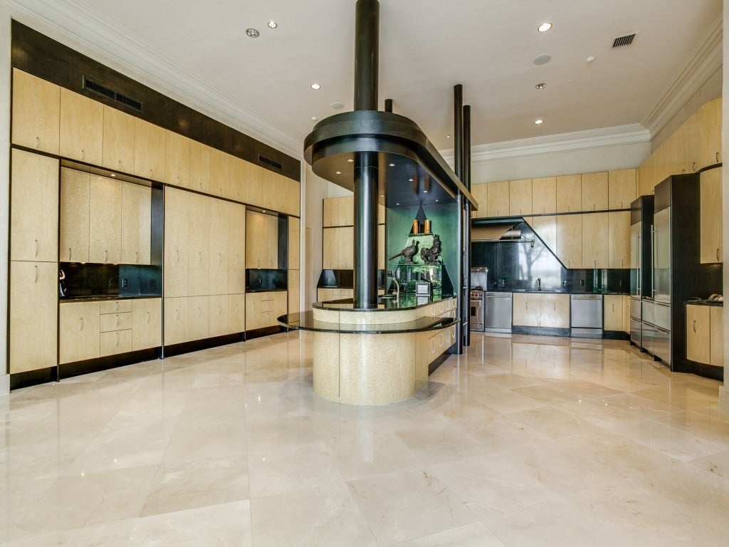 Deion-kitchen-1024x768