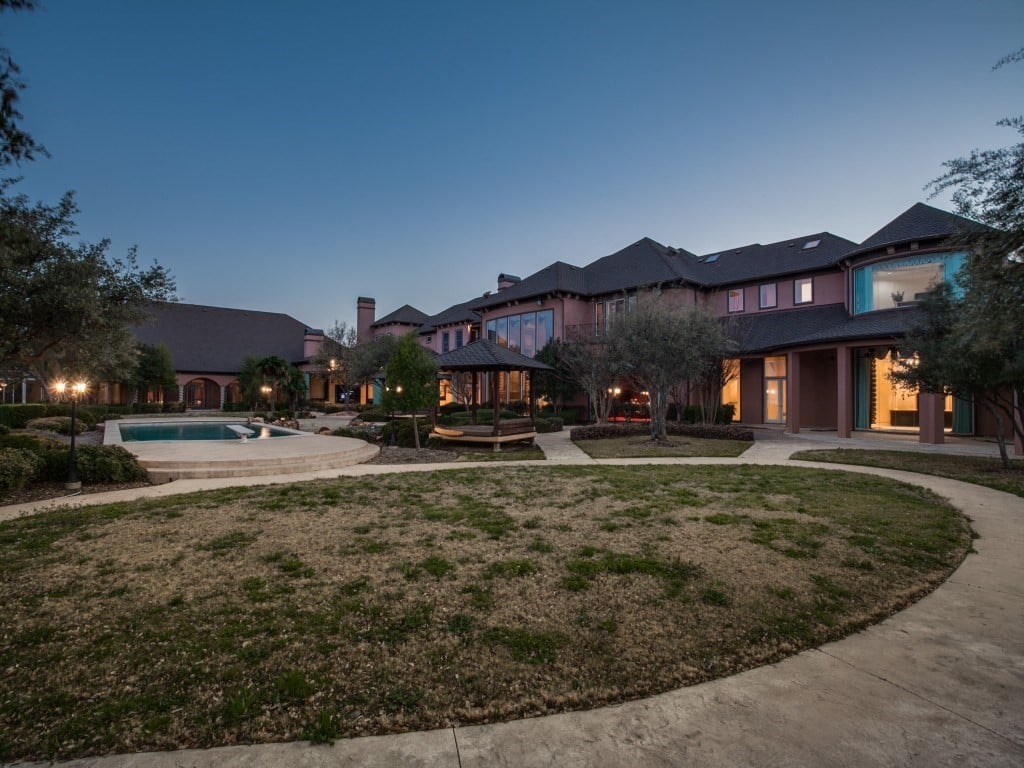 Deion-side-yard-1024x768