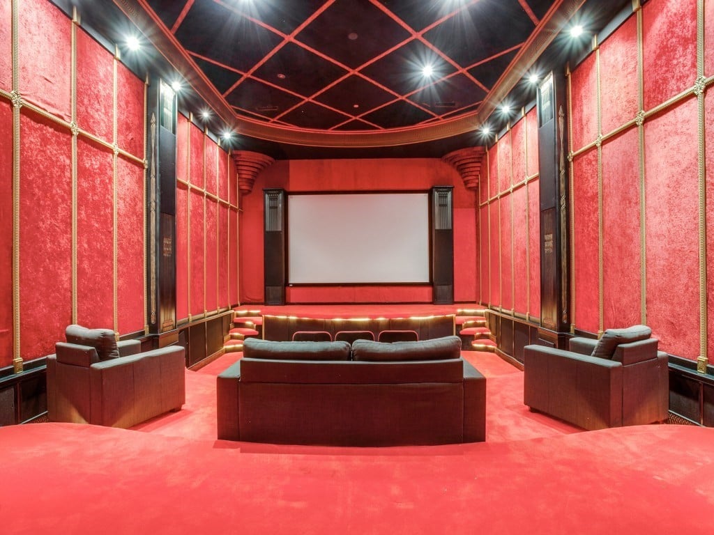 Deion-theater-1024x768