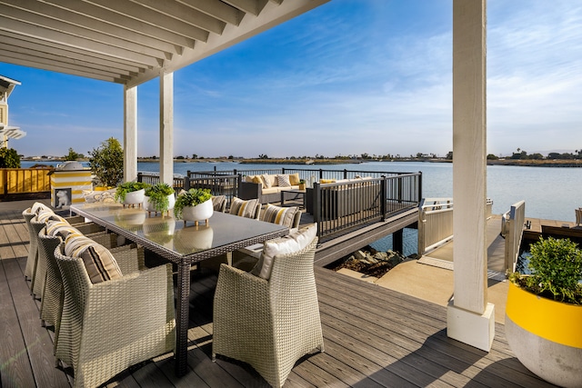 Delta-Coves-Outdoor-Room