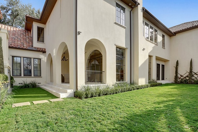 Designed-and-built-by-Avida-Custom-Homes-Large-9