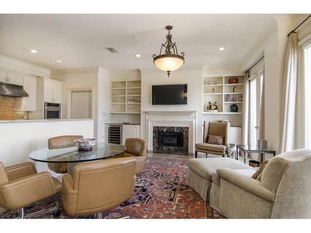 Drexel-Highlander-6F-Dining-and-Den