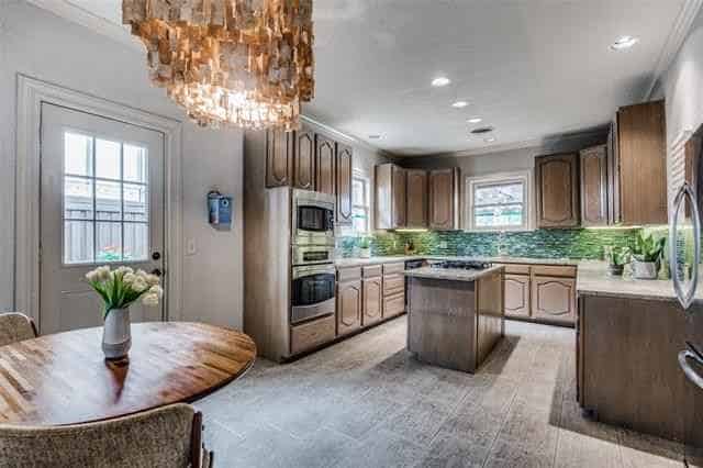 157DFB2F-A371-42F1-9EA5-E5B62AD99345