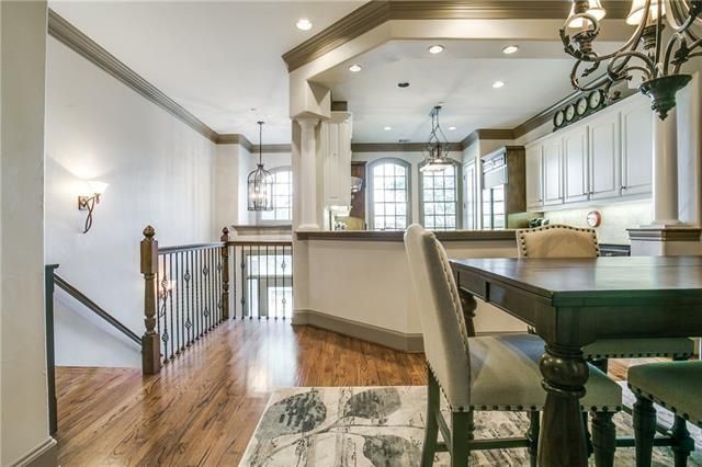 Entry-Kitchen-1