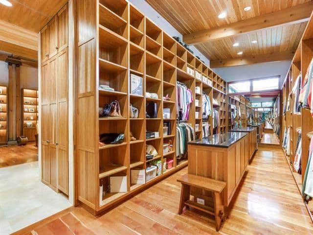 Forest-Creek-Place-master-closet-1