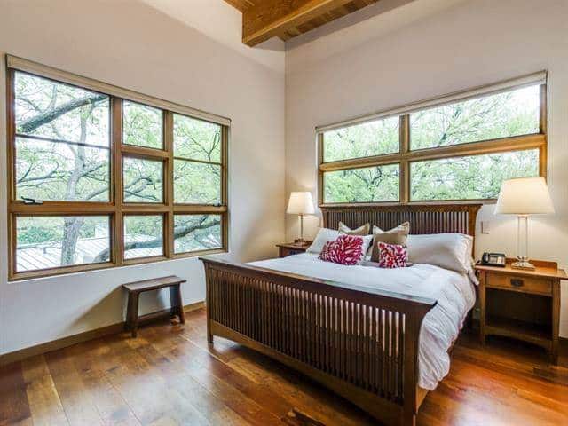 Forest-Creek-Place-upstairs-bedroom