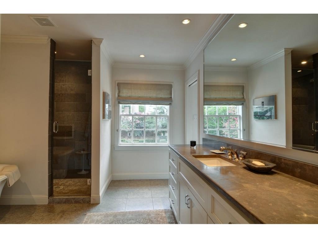 George-Michael-master-bath-1024x768