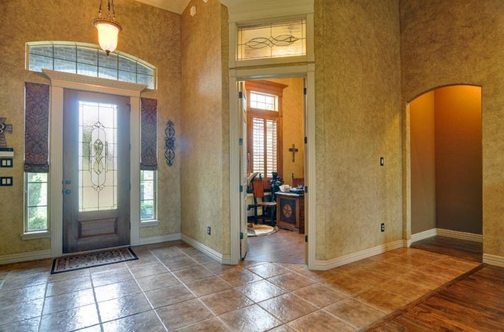 201-Terrace-Bluff-ext-e1438985644179-1024x683