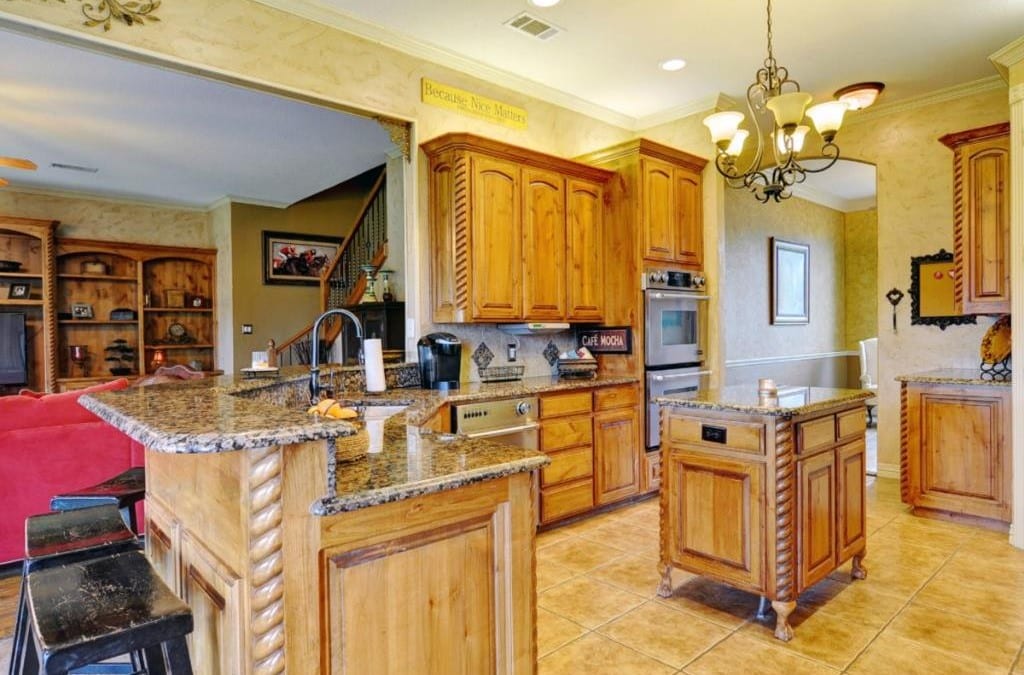 201-Terrace-Bluff-ext-e1438985644179-1024x683