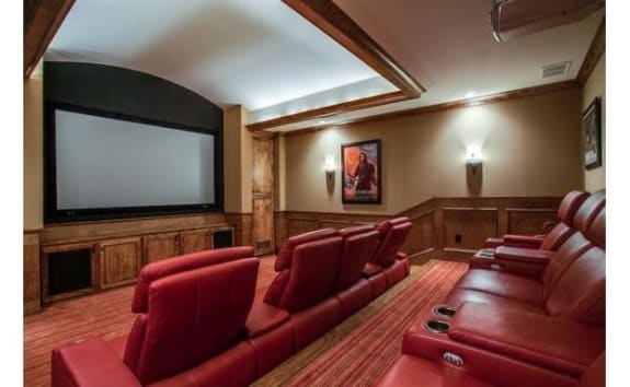 Greenbrier-Home-Theater-575x354