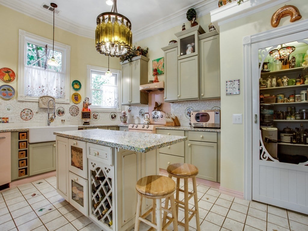 Hibernia-kitchen-1024x768