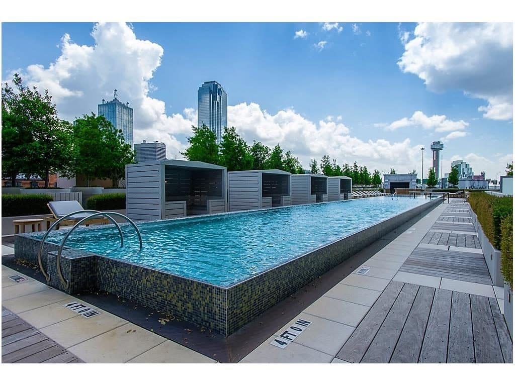 House-1601-Pool-Cabanas-1024x768