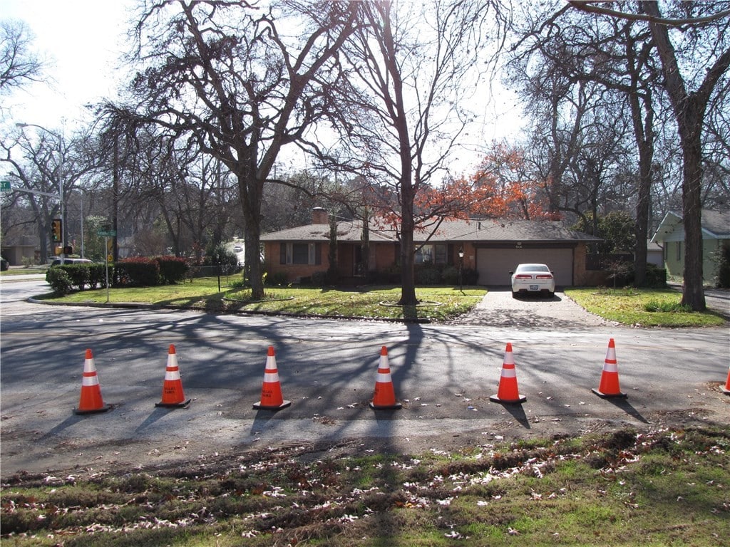 House-with-traffic-cones-in-front-1-1024x768
