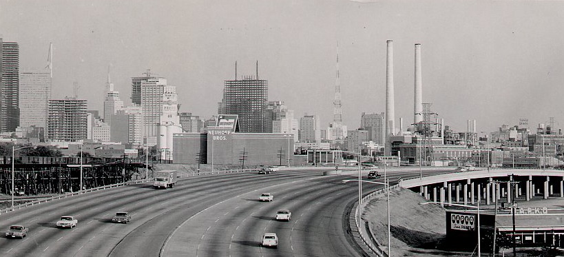 I-35-Stemmons-Looking-South-Circa-1960-Small