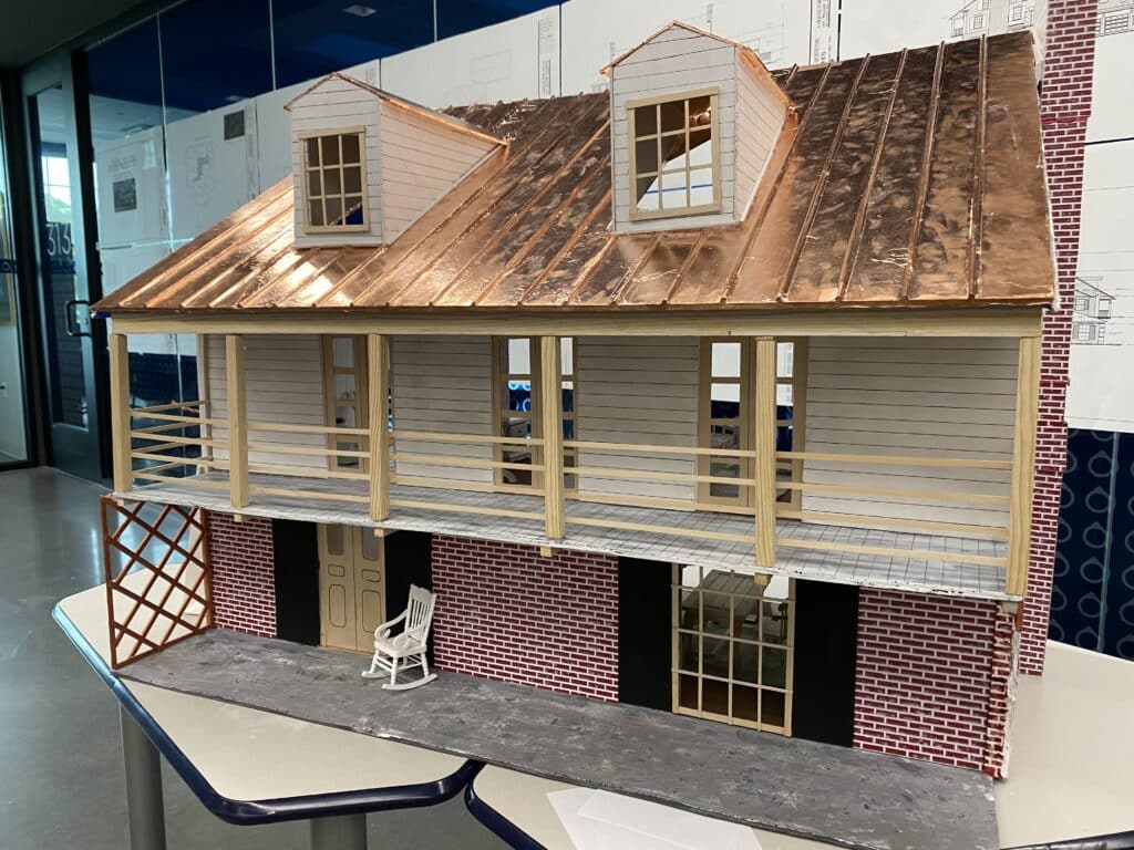 Lee-Lewis-home-1024x601