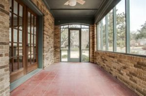 ISxb7hybhdyt0a1000000000-300x198