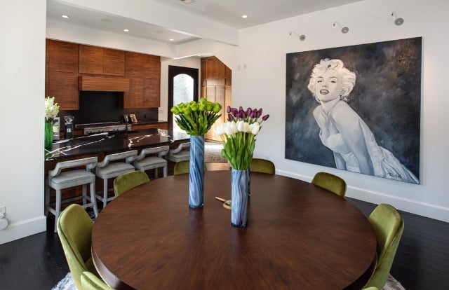 Screen-Shot-2020-10-14-at-12.25.38-PM