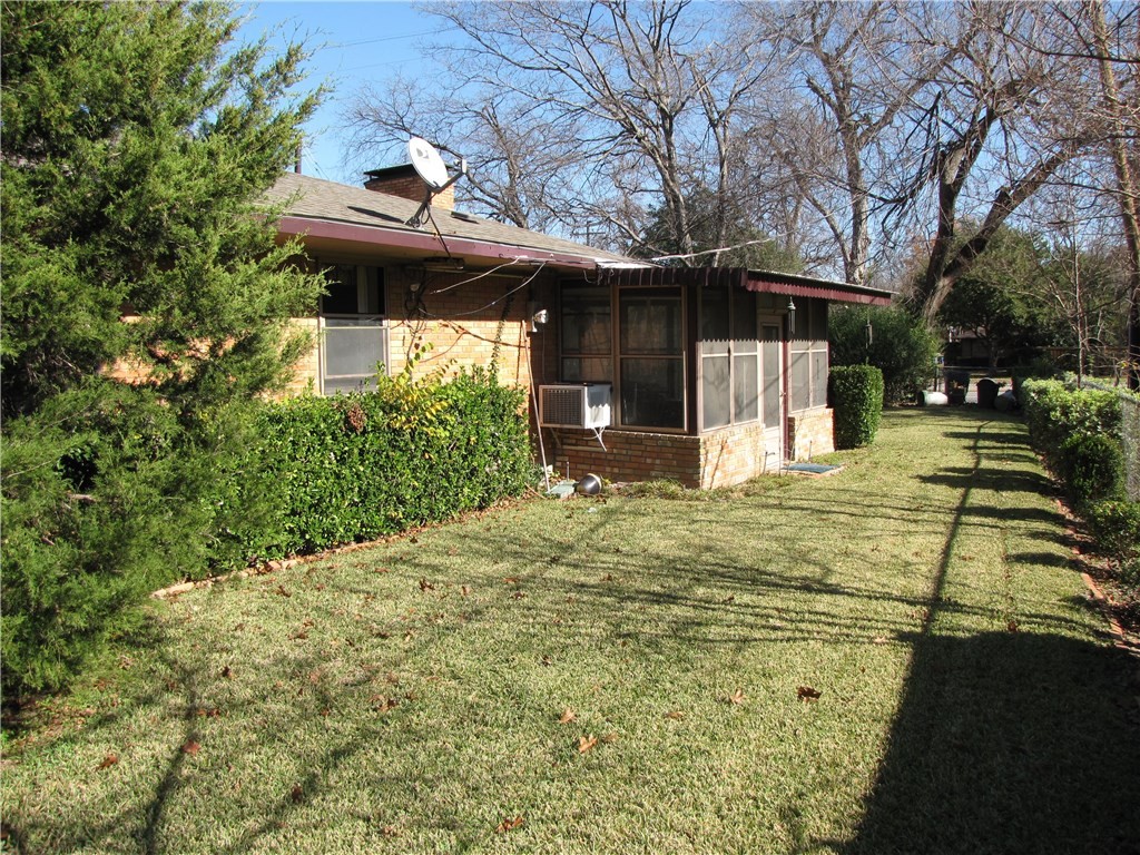 Kessler-Parkway-porch-ext-1024x768